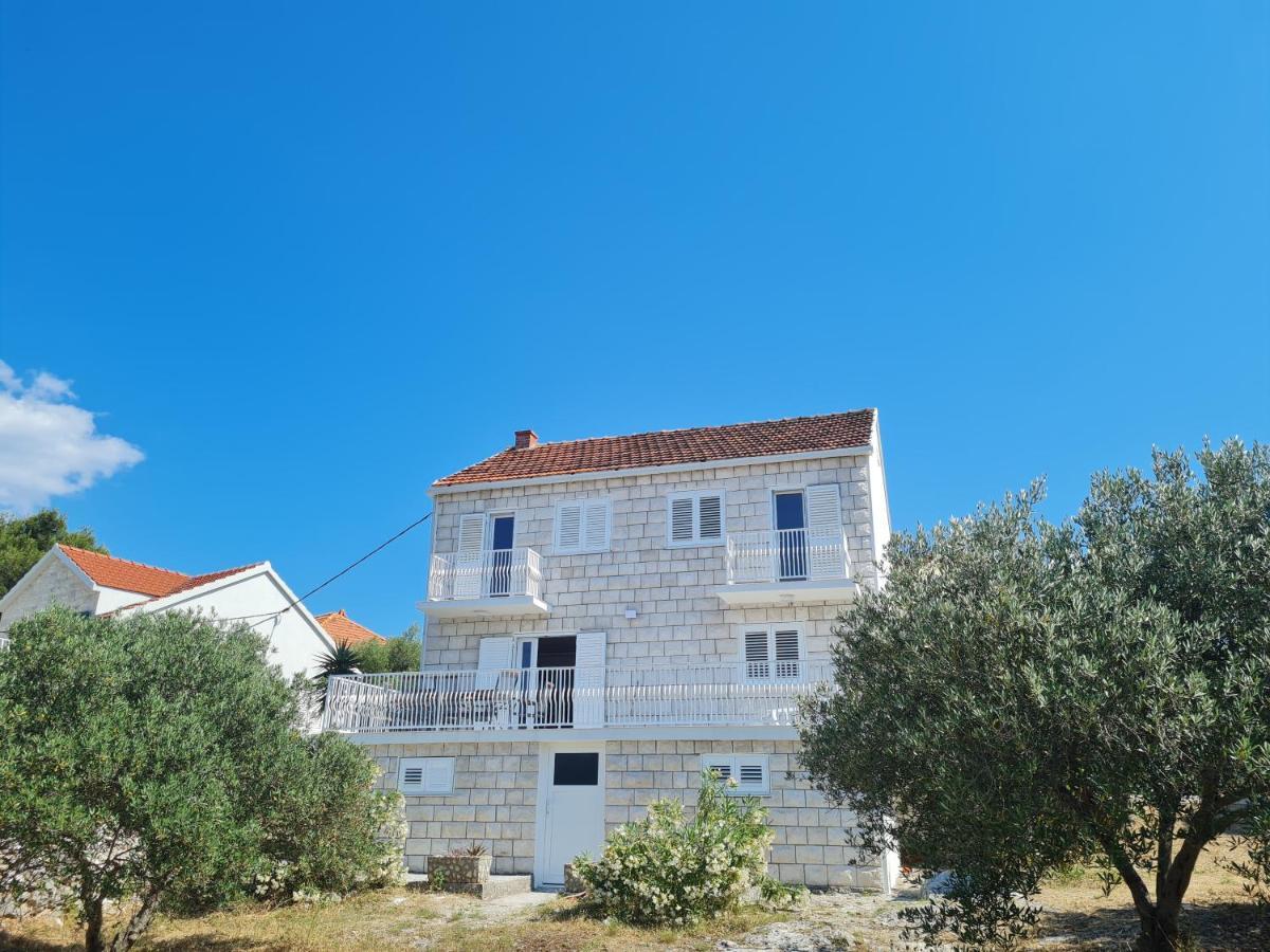 Garden House Sutivan Exterior photo